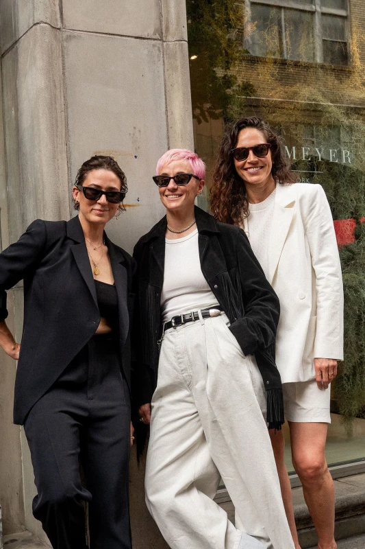 Women's Fashion